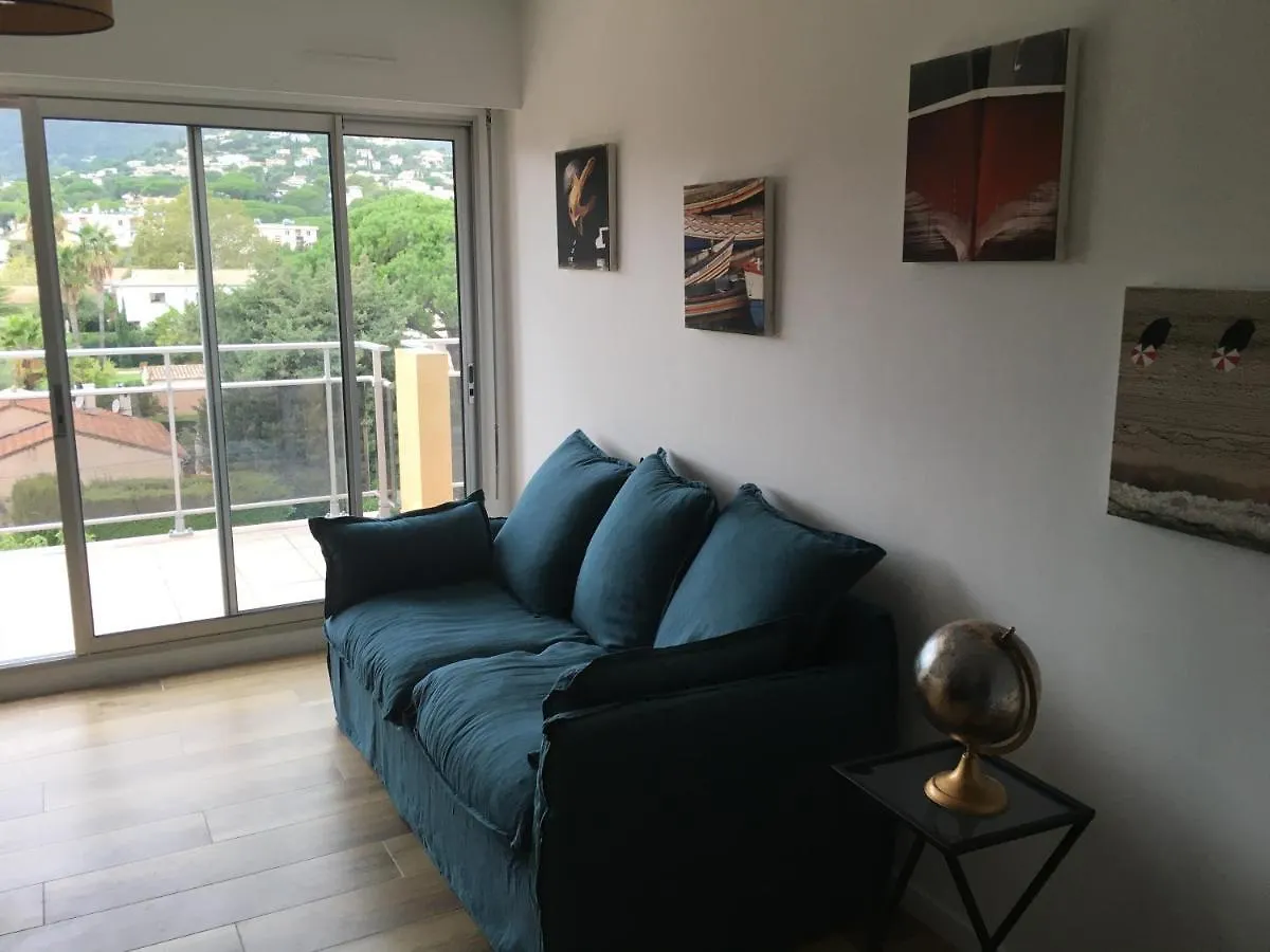 アパート Appartement Deux Pieces , Climatise, Terrase, Cavalaire