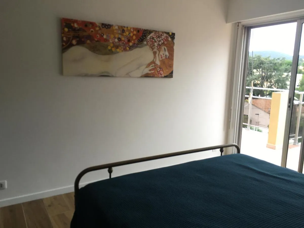 Appartement Deux Pieces , Climatise, Terrase, Cavalaire フランス